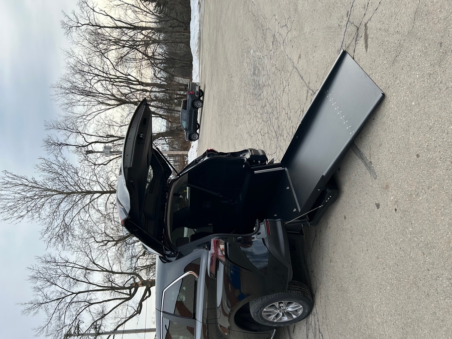 2025 TOYOTA SIENNA - Image 12