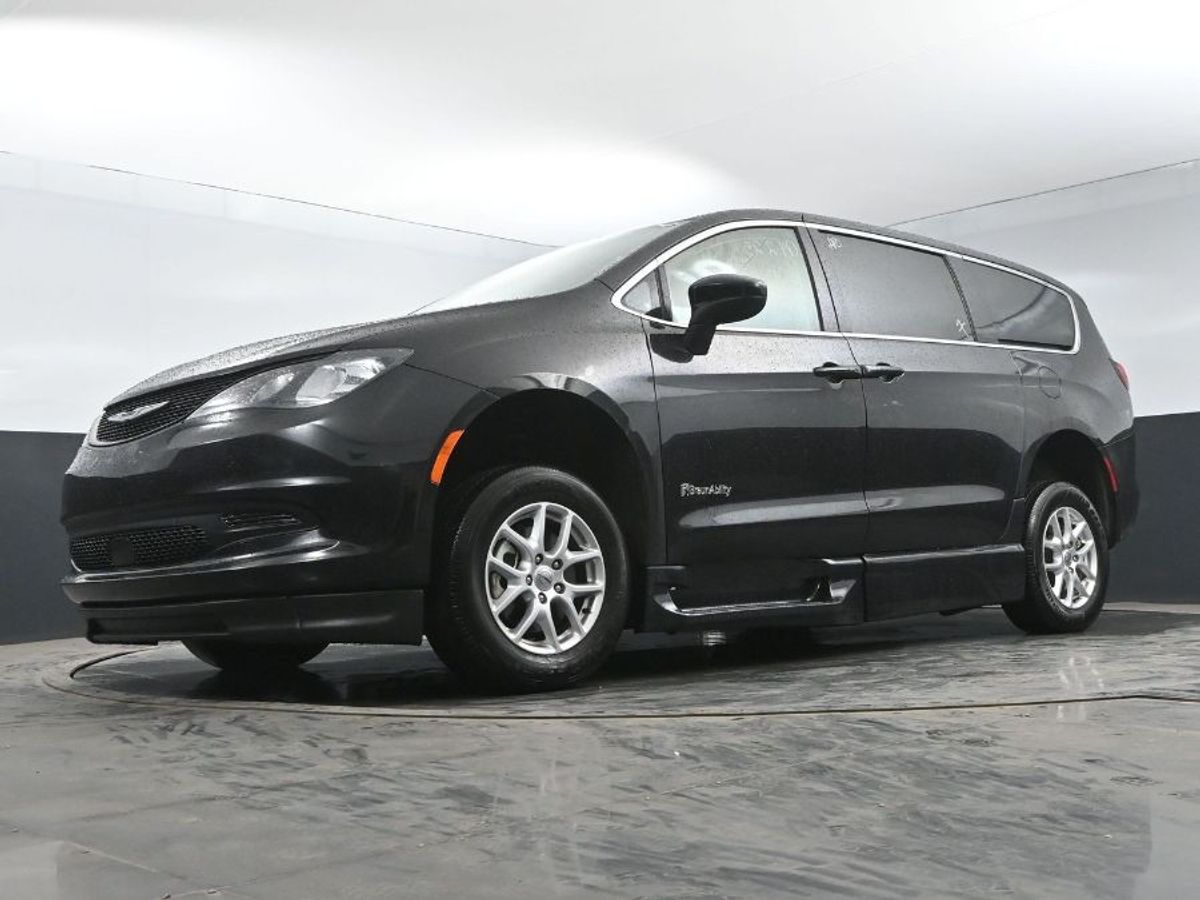 2023 CHRYSLER VOYAGER - Image 9