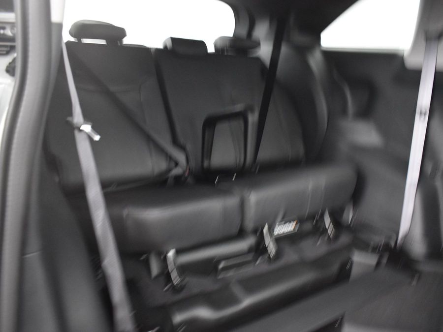New 2025 Toyota Sienna Hybrid XSE Sport - BraunAbility Side Entry Entry Fold Out Automatic Ramp