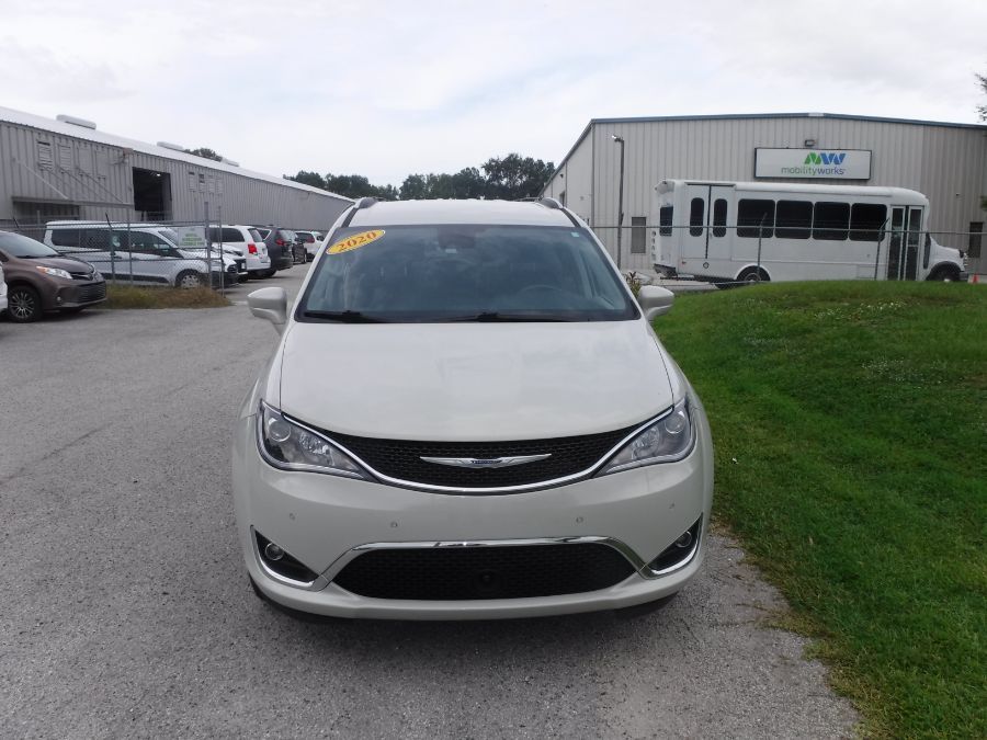 Blanco Chrysler Pacifica número de imagen 1