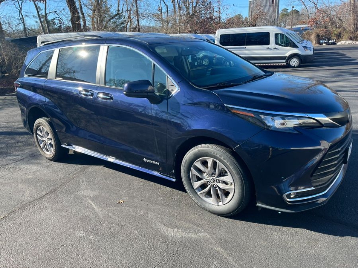 2024 TOYOTA SIENNA - Image 14