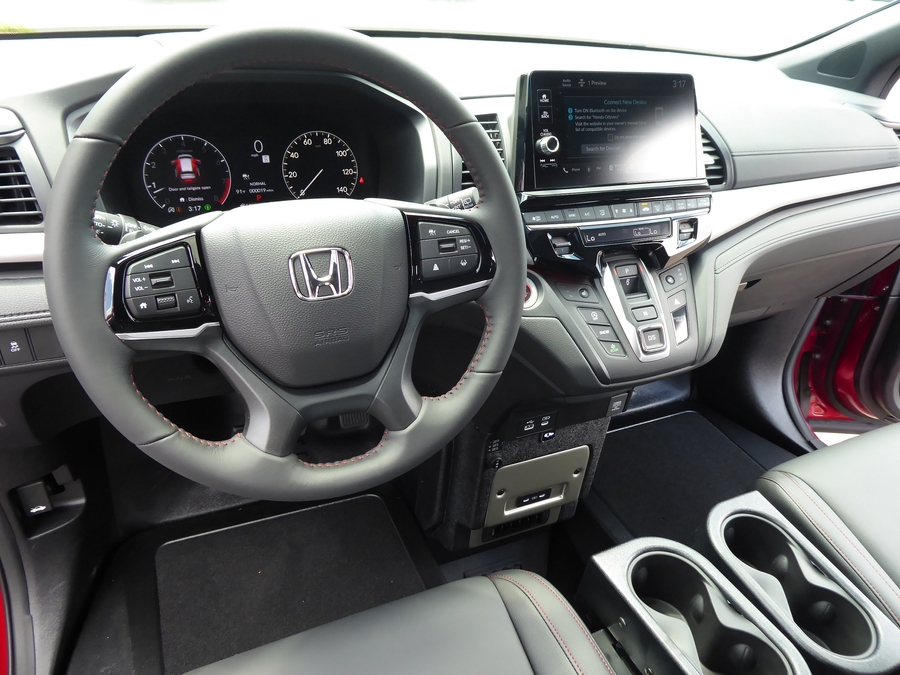 New 2026 Honda Odyssey Sport - BraunAbility Side Entry In Floor Automatic Ramp