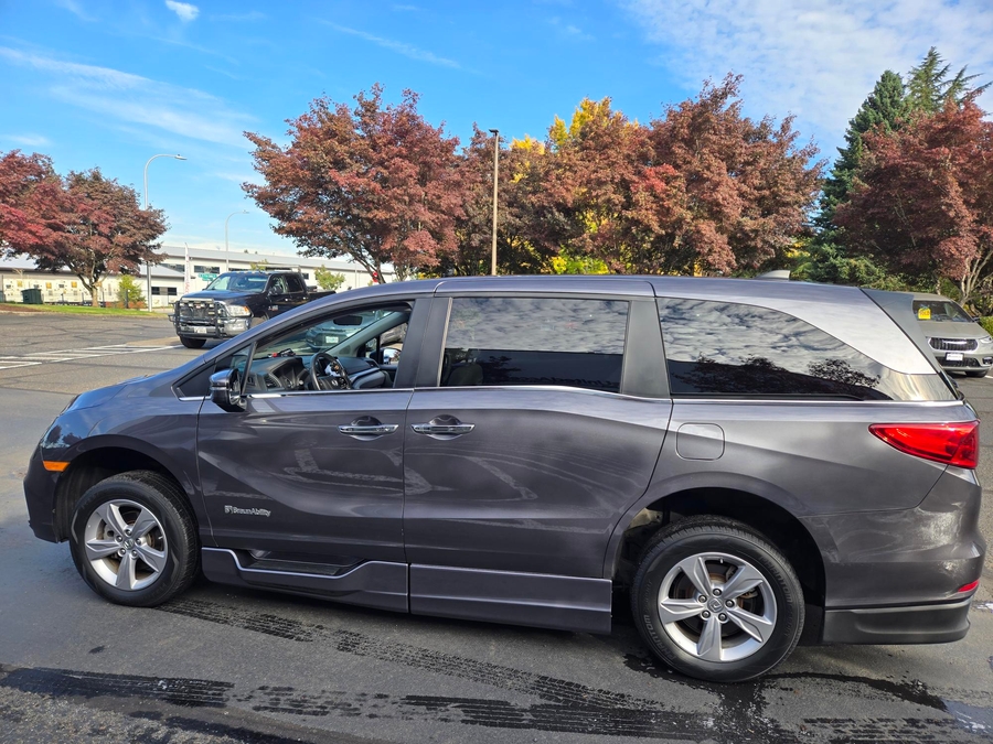 Used 2019 Honda Odyssey EX-L - BraunAbility Side Entry Entry In Floor Automatic Ramp