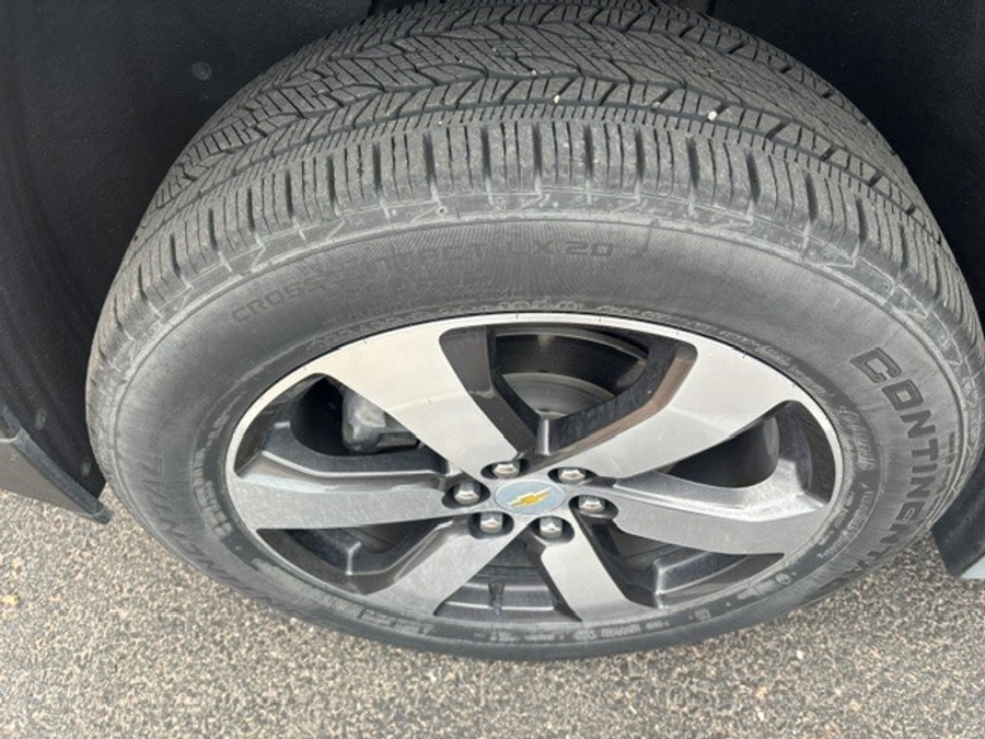Used 2022 Chevrolet Traverse 3LT - BraunAbility Side Entry In Floor Automatic Ramp
