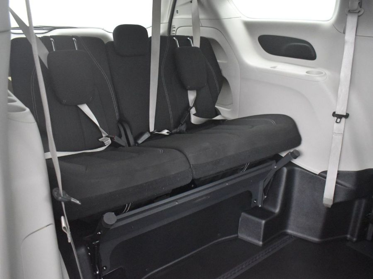 2023 CHRYSLER VOYAGER - Image 10