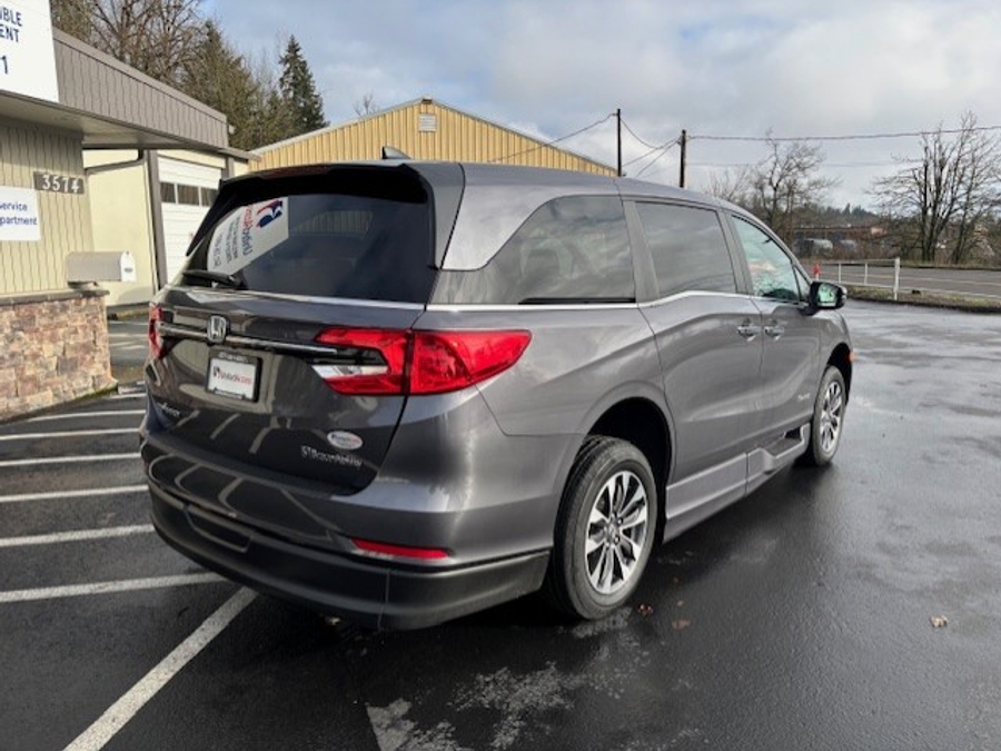 Used 2024 Honda Odyssey EX-L - BraunAbility Side Entry Entry In Floor Automatic Ramp
