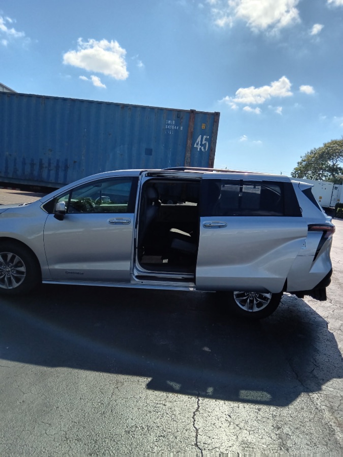 2024 TOYOTA SIENNA - Image 7