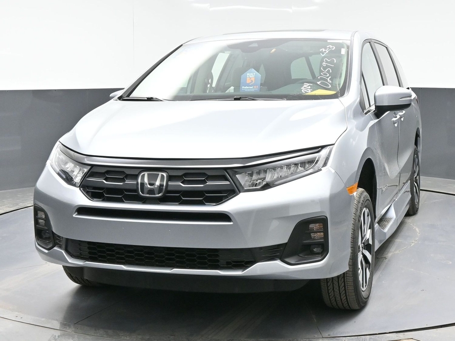 Silver Honda Odyssey image number 1