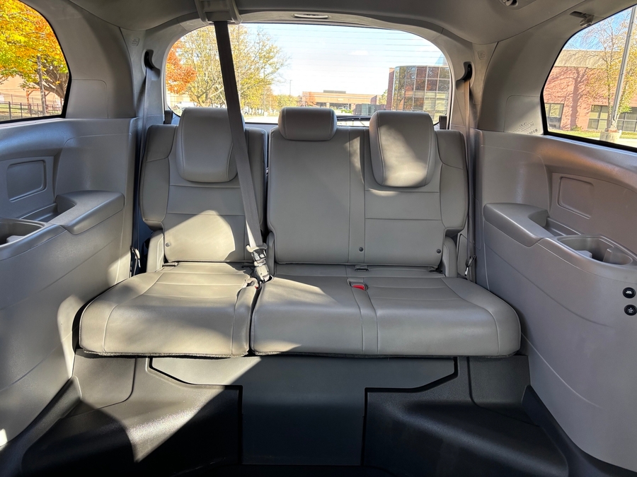 Used 2016 Honda Odyssey EX-L - VMI Side Entry Entry In Floor Automatic Ramp