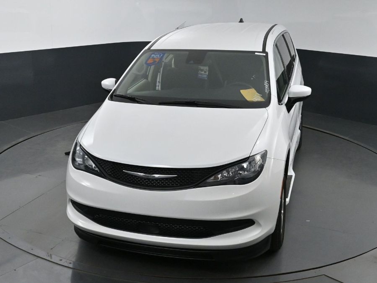 2023 CHRYSLER VOYAGER - Image 24