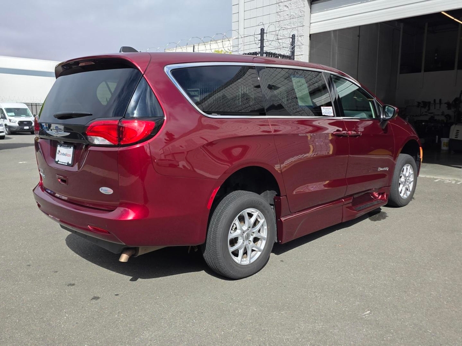 Used 2023 Chrysler Voyager LX Base - BraunAbility Side Entry Entry Fold Out Automatic Ramp