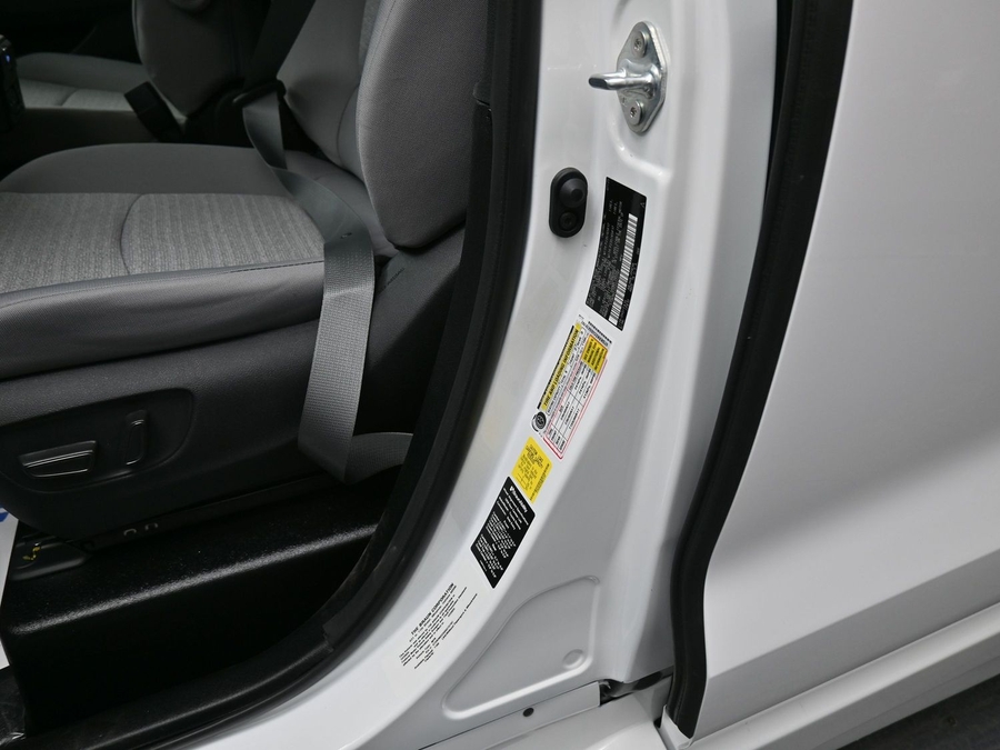 New 2025 Toyota Sienna Hybrid LE - BraunAbility Side Entry Entry Fold Out Automatic Ramp