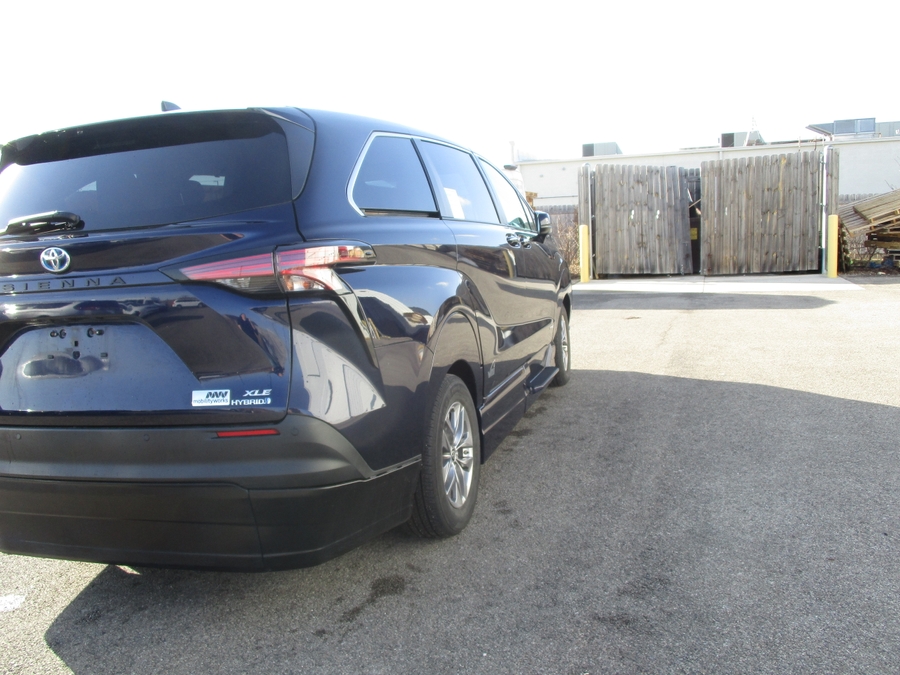 2021 TOYOTA SIENNA - Image 7