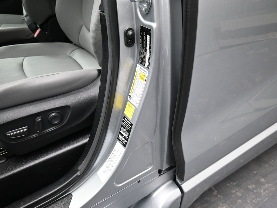 New 2025 Toyota Sienna Hybrid XLE Plus - BraunAbility Side Entry Entry Fold Out Automatic Ramp