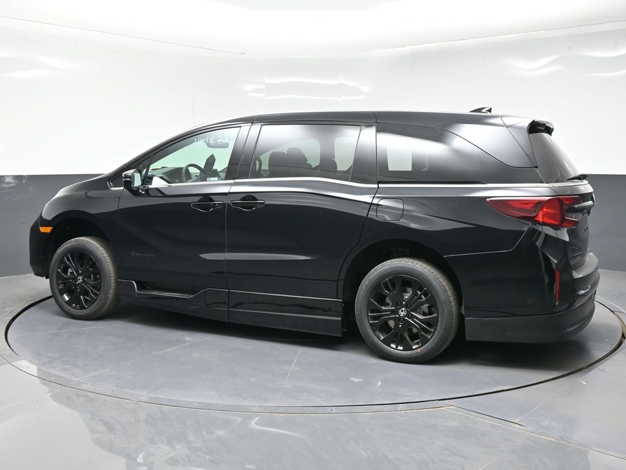New 2026 Honda Odyssey Sport - BraunAbility Side Entry Entry In Floor Automatic Ramp