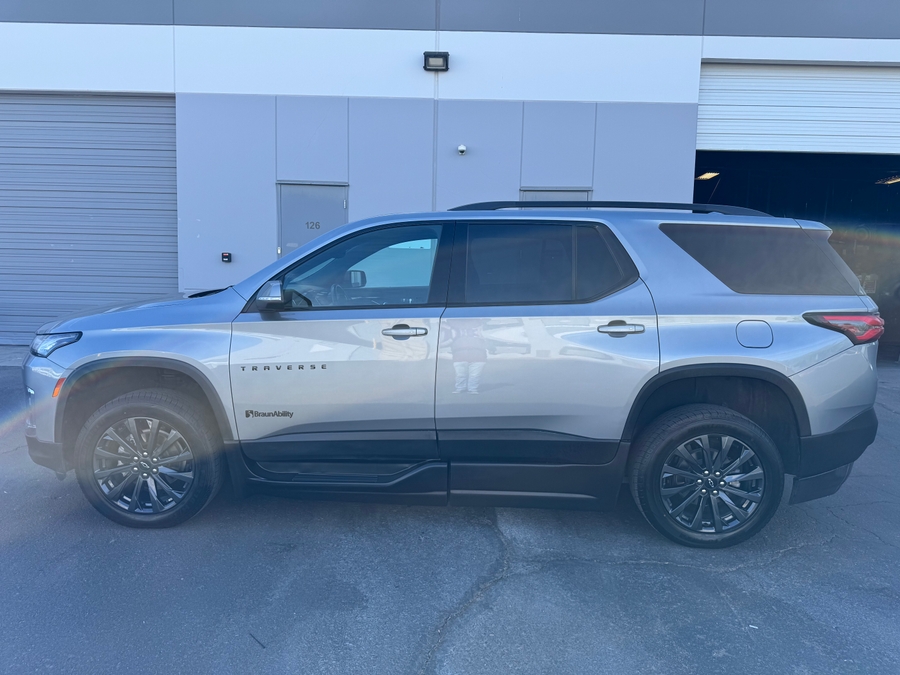 Used 2023 Chevrolet Traverse RS - BraunAbility Side Entry Entry In Floor Automatic Ramp