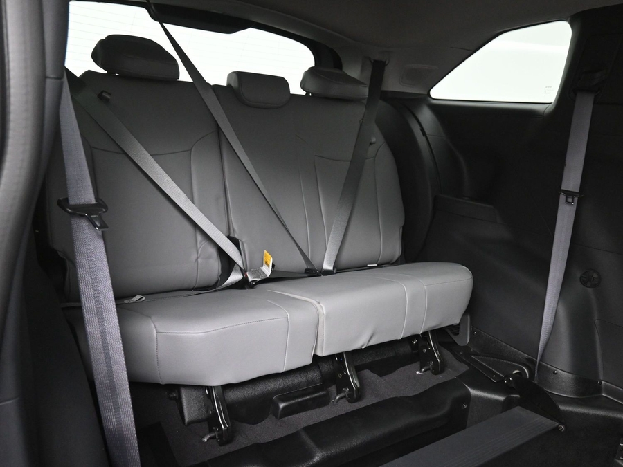 Black Toyota Sienna image number 4