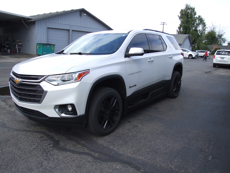 Used 2021 Chevrolet Traverse 1LT - BraunAbility Side Entry In Floor Automatic Ramp