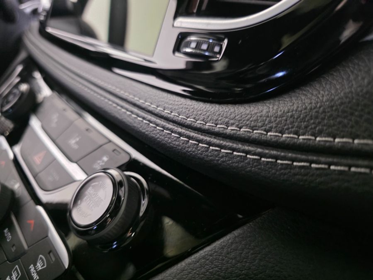 Red Chrysler Pacifica image number 20