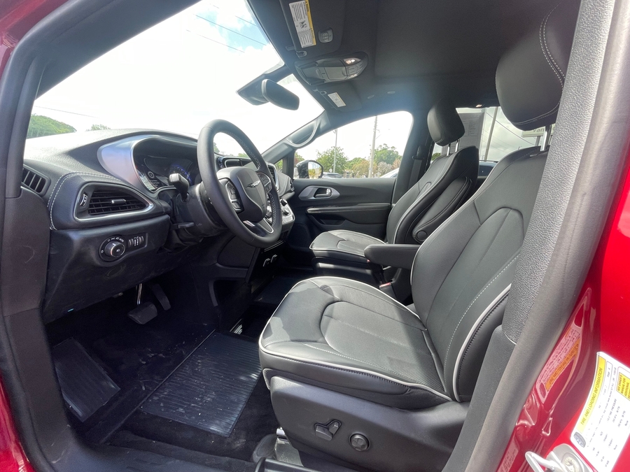 Red Chrysler Pacifica image number 10