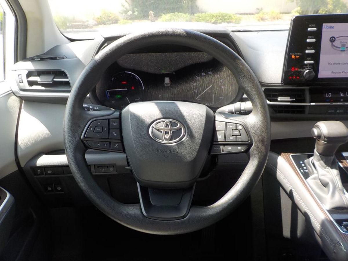 2022 TOYOTA SIENNA - Image 10