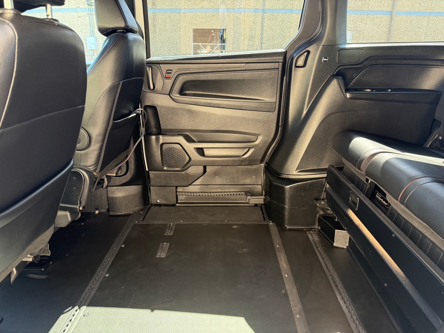 Used 2024 Honda Odyssey Sport - BraunAbility Side Entry Entry In Floor Automatic Ramp