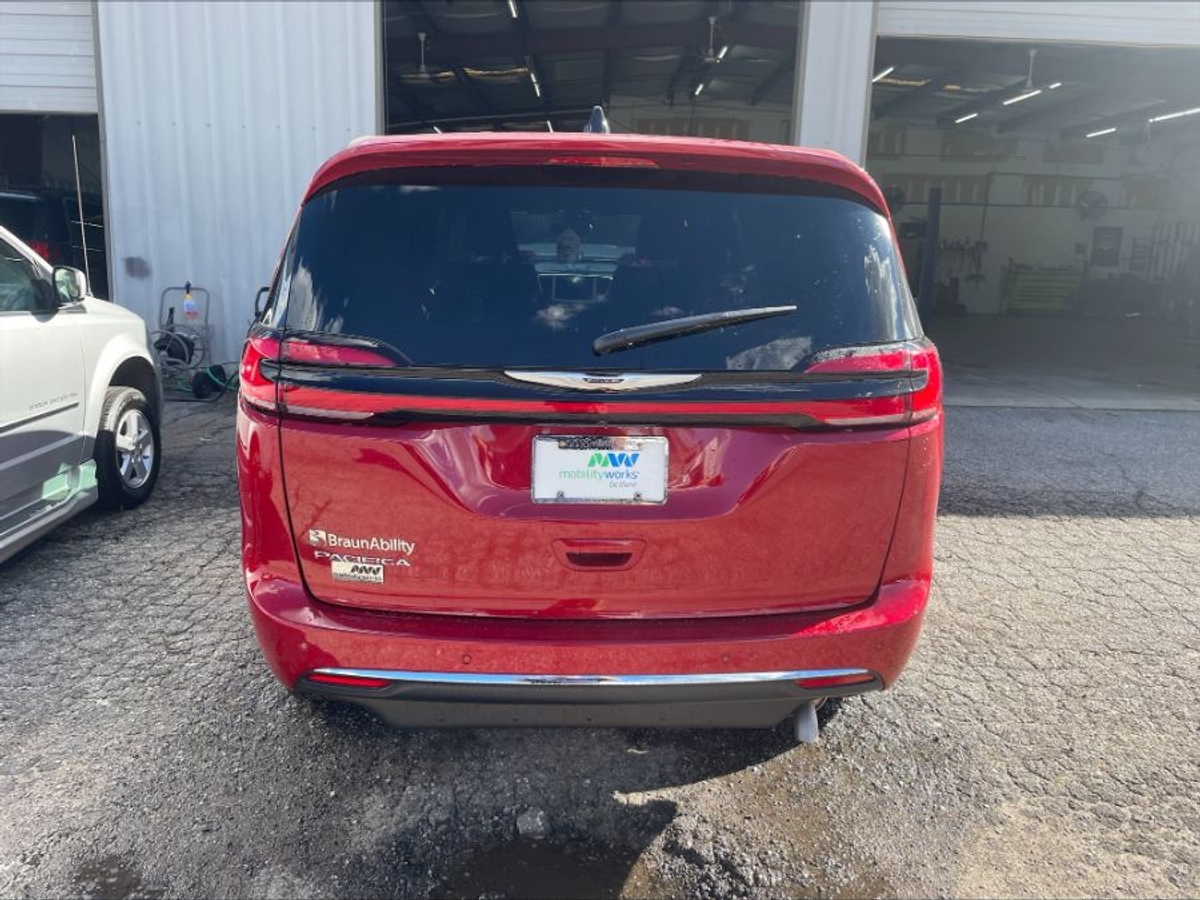 Red Chrysler Pacifica image number 4