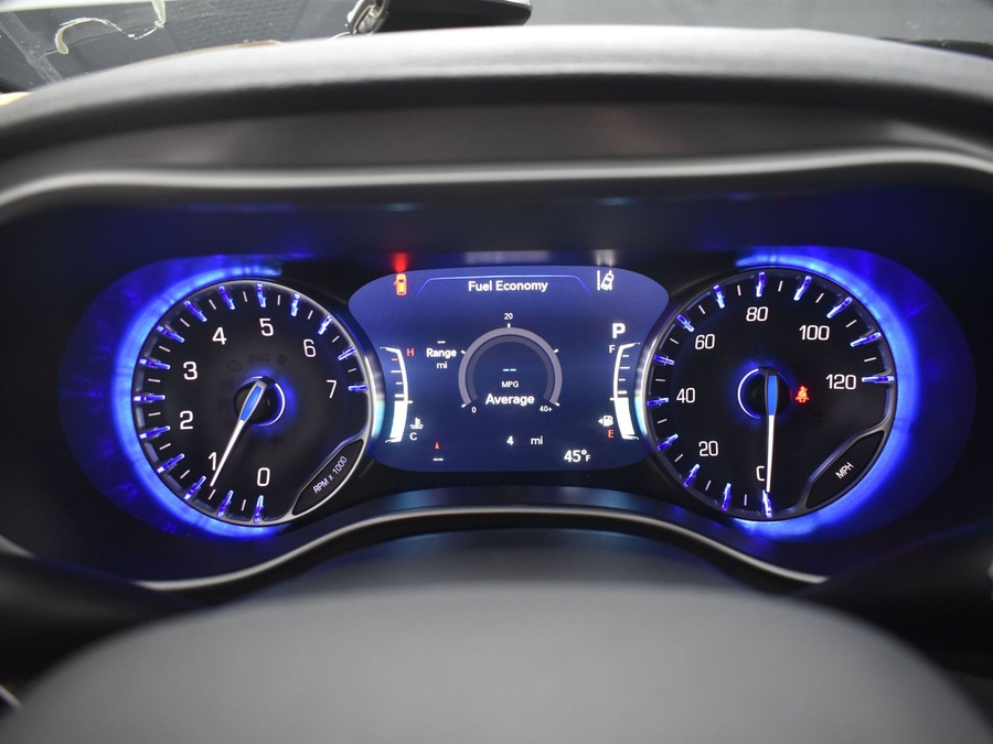 New 2025 Chrysler Pacifica Select Safety - BraunAbility Side Entry Entry In Floor Automatic Ramp