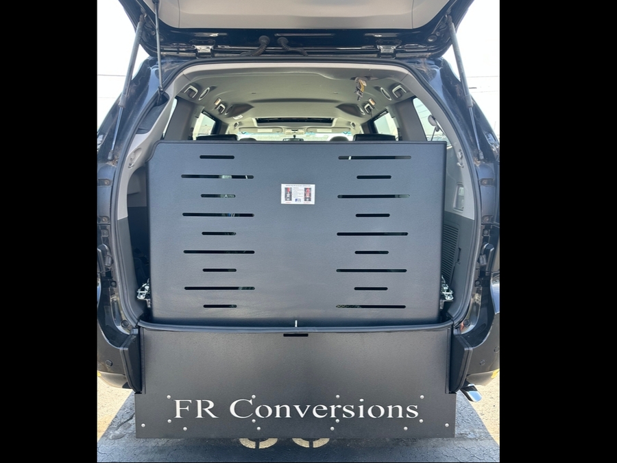 Used 2017 Toyota Sienna XLE Base - FR Conversions Rear Entry Entry Fold Out Manual Ramp