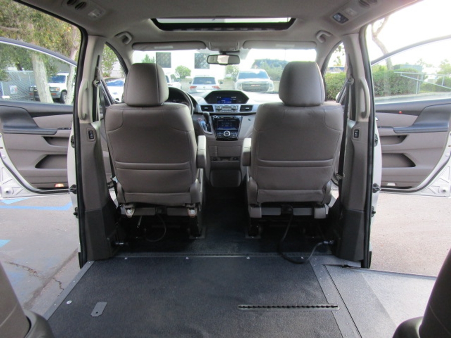 Used 2014 Honda Odyssey EX-L - VMI Side Entry Entry In Floor Automatic Ramp