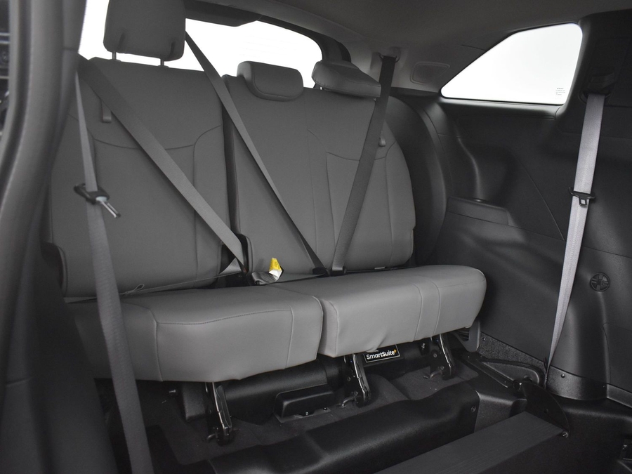 New 2025 Toyota Sienna Hybrid XLE Plus - BraunAbility Side Entry Entry Fold Out Automatic Ramp