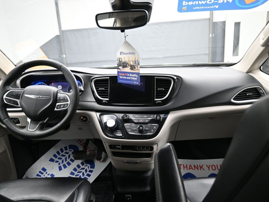 Used 2023 Chrysler Pacifica Touring L - BraunAbility Side Entry Entry Fold Out Automatic Ramp