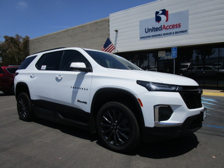 Used 2023 Chevrolet Traverse RS - BraunAbility Side Entry Entry In Floor Automatic Ramp