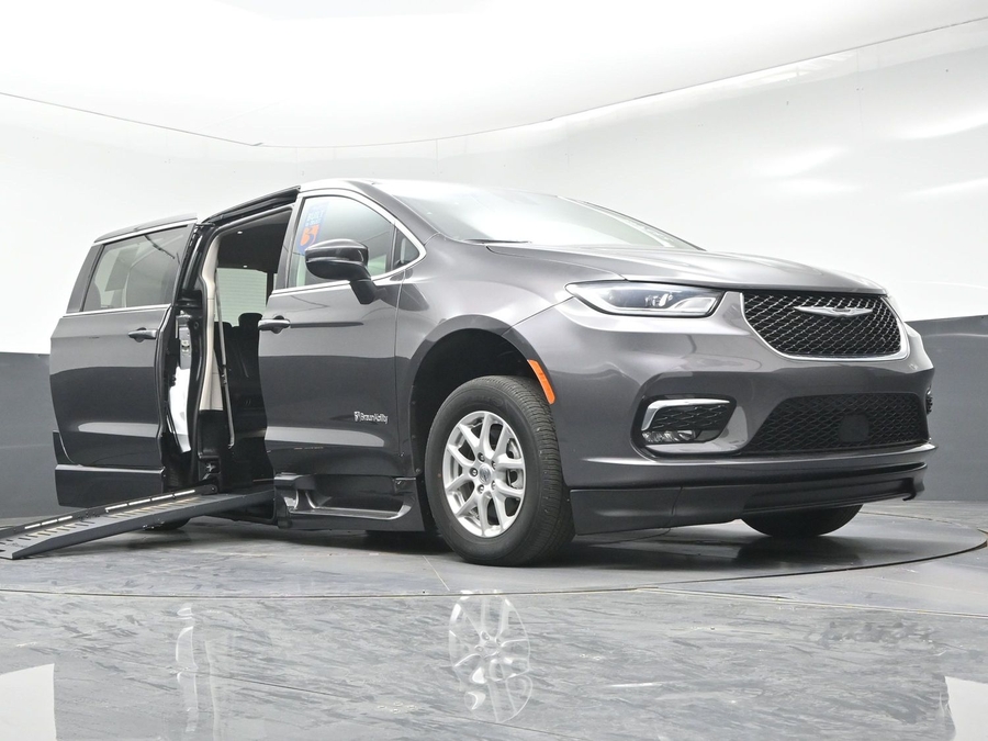 Used 2023 Chrysler Pacifica Touring L - BraunAbility Side Entry Fold Out Automatic Ramp