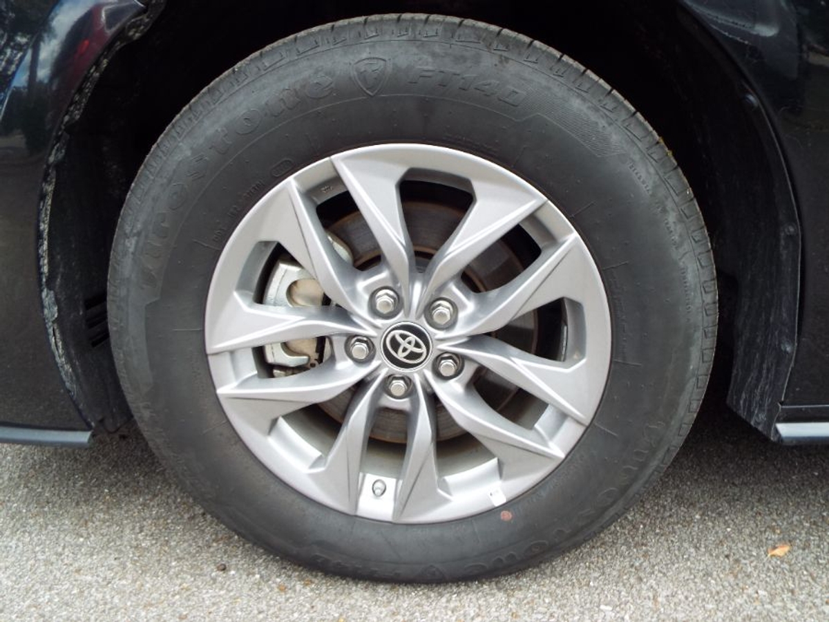 2024 TOYOTA SIENNA - Image 32