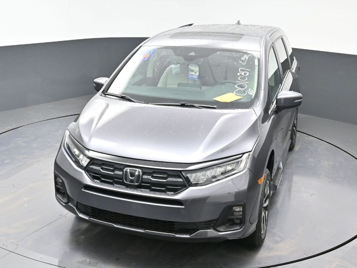 Grey Honda Odyssey image number 23