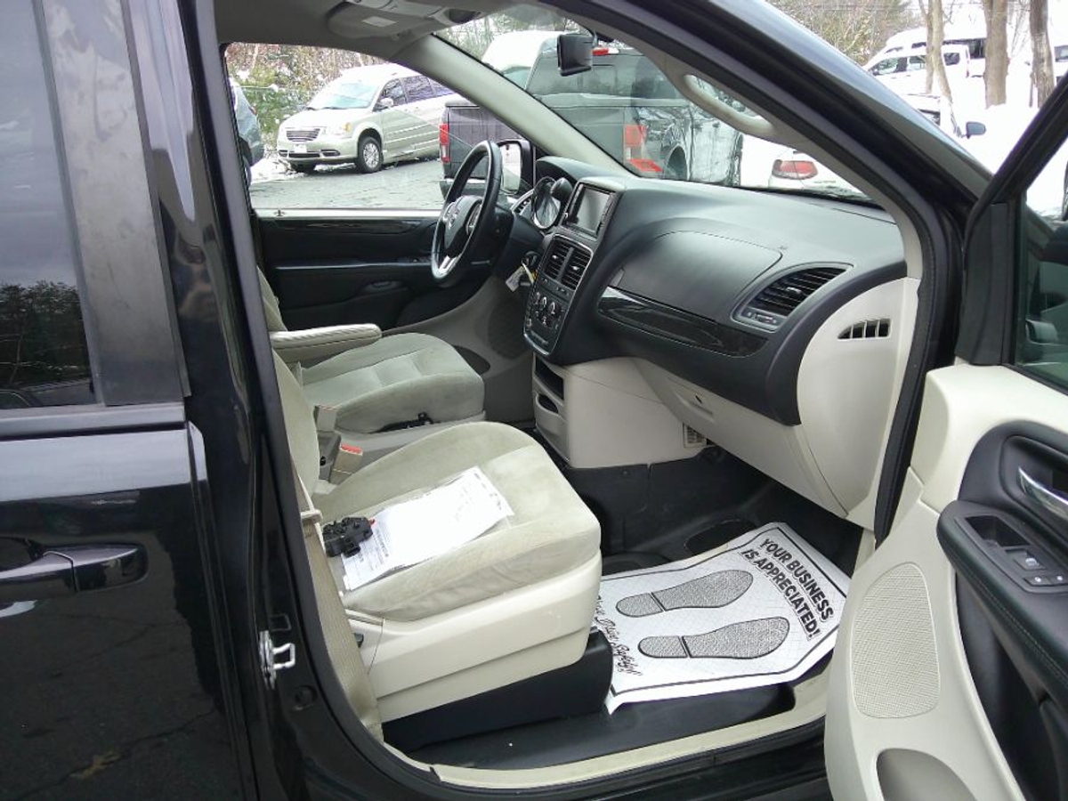 2016 DODGE GRAND CARAVAN - Image 20