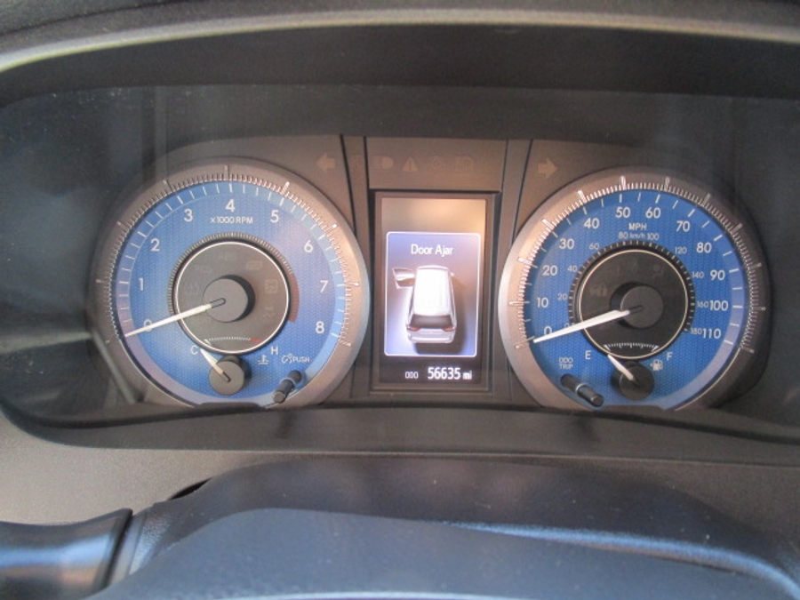 Used 2015 Toyota Sienna Limited - BraunAbility Side Entry Entry In Floor Automatic Ramp