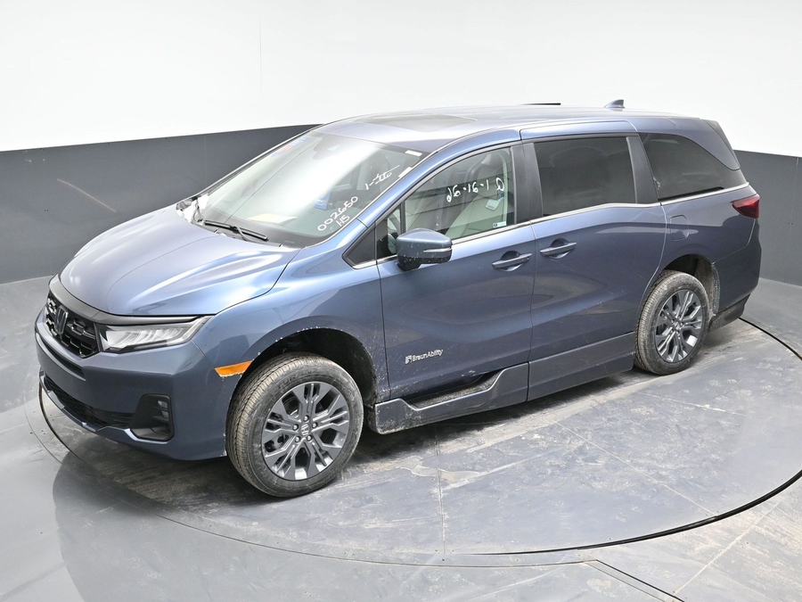 New 2026 Honda Odyssey Touring - BraunAbility Side Entry Entry In Floor Automatic Ramp
