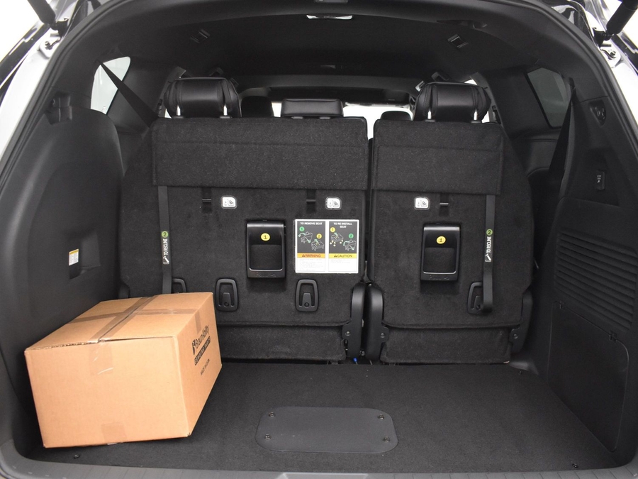 New 2025 Toyota Sienna Hybrid XSE Sport - BraunAbility Side Entry Entry In Floor Automatic Ramp