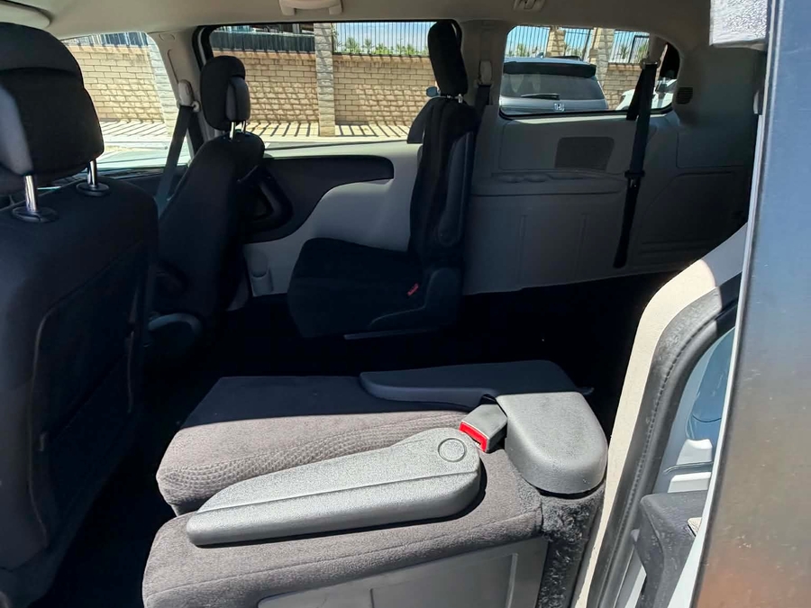 Used 2019 Dodge Grand Caravan SE - International Mobility Rear Entry Fold Out Manual Ramp