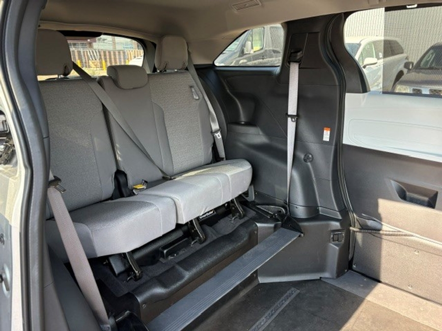 Used 2025 Toyota Sienna Hybrid LE - BraunAbility Side Entry Fold Out Automatic Ramp