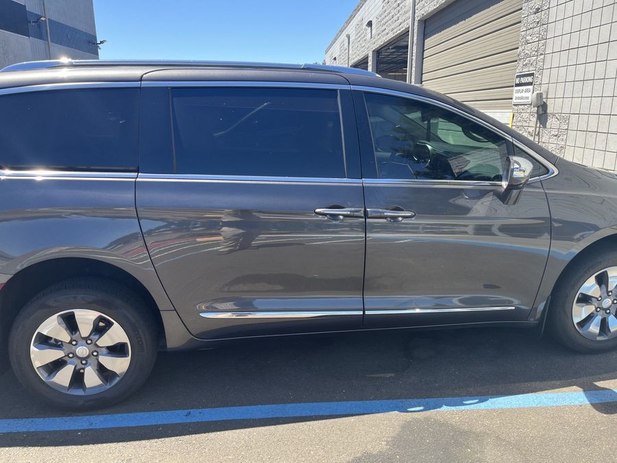 Used 2017 Chrysler Pacifica Hybrid Platinum - OTH Rear Entry Entry Fold Out Manual Ramp