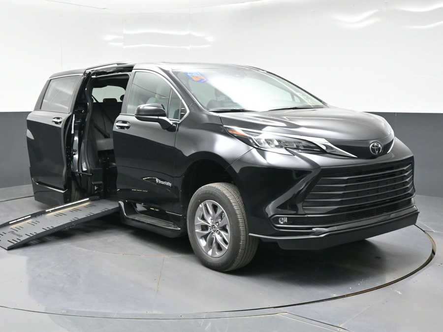 Black Toyota Sienna with Side Entry Automatic Fold Out ramp