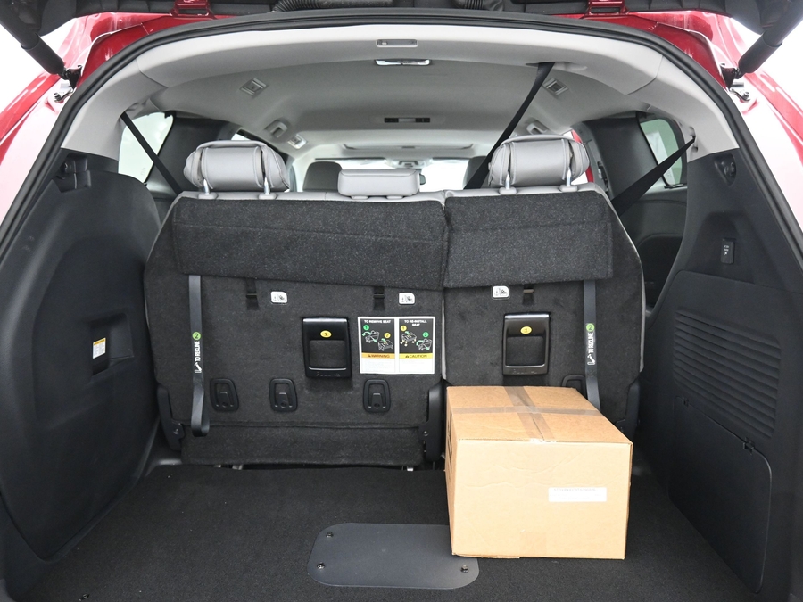 New 2026 Toyota Sienna Hybrid XLE Add - BraunAbility Side Entry Fold Out Automatic Ramp