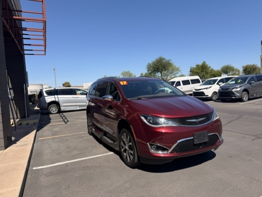 Used 2017 Chrysler Pacifica Limited - VMI Side Entry In Floor Automatic Ramp