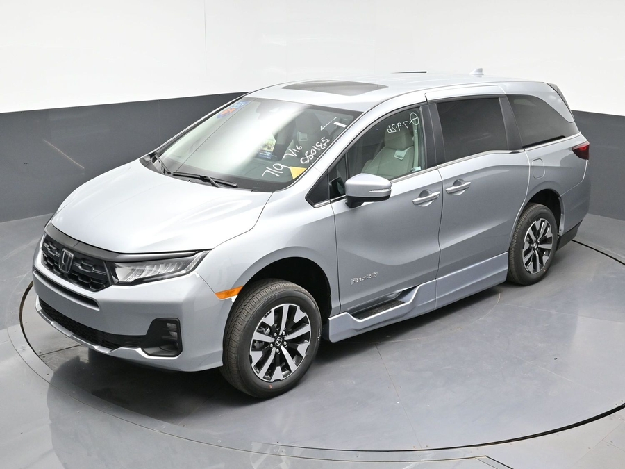 New 2026 Honda Odyssey EX-L - BraunAbility Side Entry In Floor Automatic Ramp