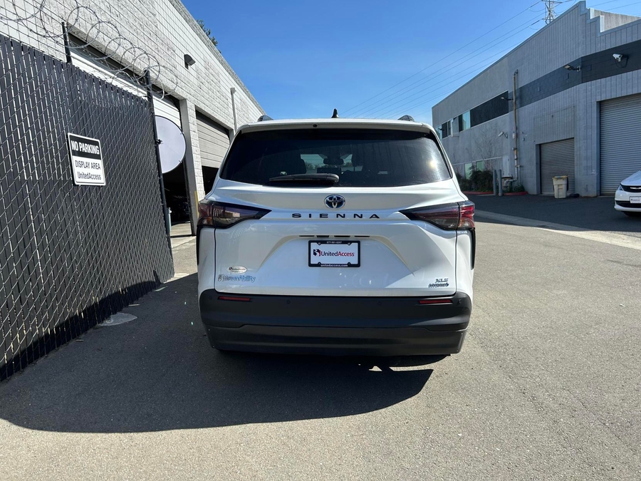 Used 2023 Toyota Sienna Hybrid XLE - BraunAbility Side Entry Entry Fold Out Automatic Ramp