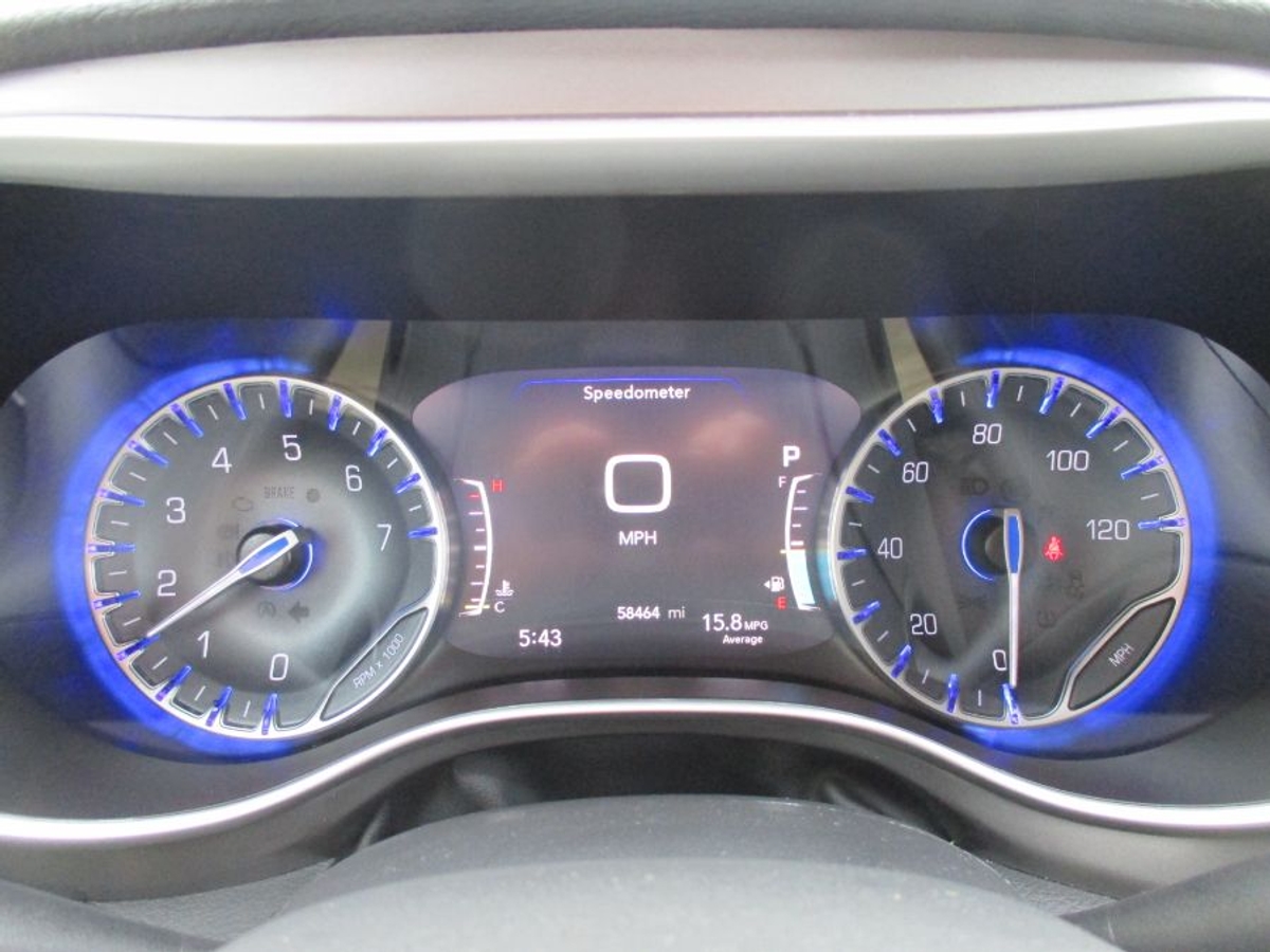 Red Chrysler Pacifica image number 17