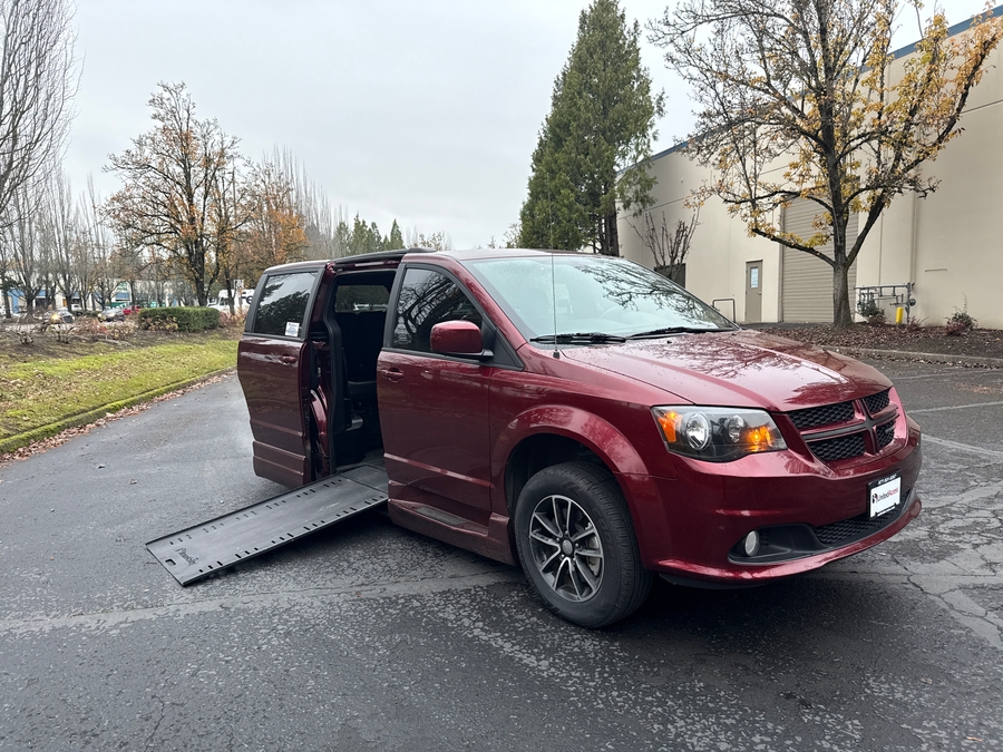 Used 2019 Dodge Grand Caravan GT - BraunAbility Side Entry Entry In Floor Automatic Ramp